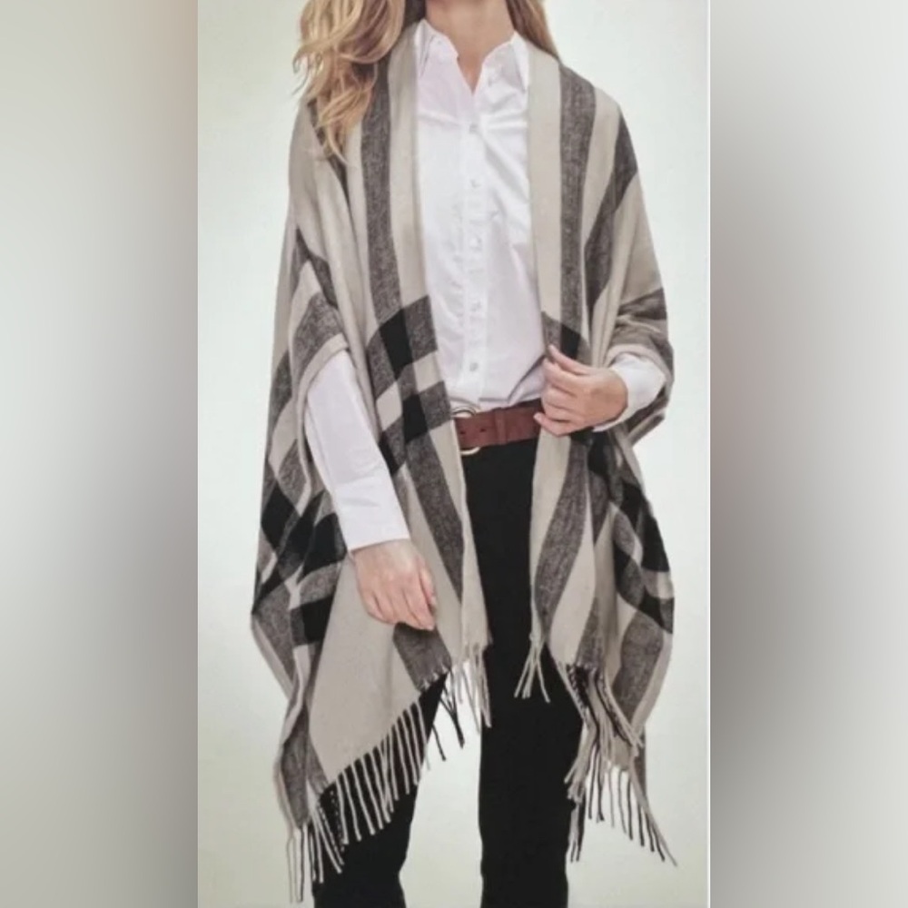 Banana Republic Cashmere Blend Wrap | Black + Beige Plaid